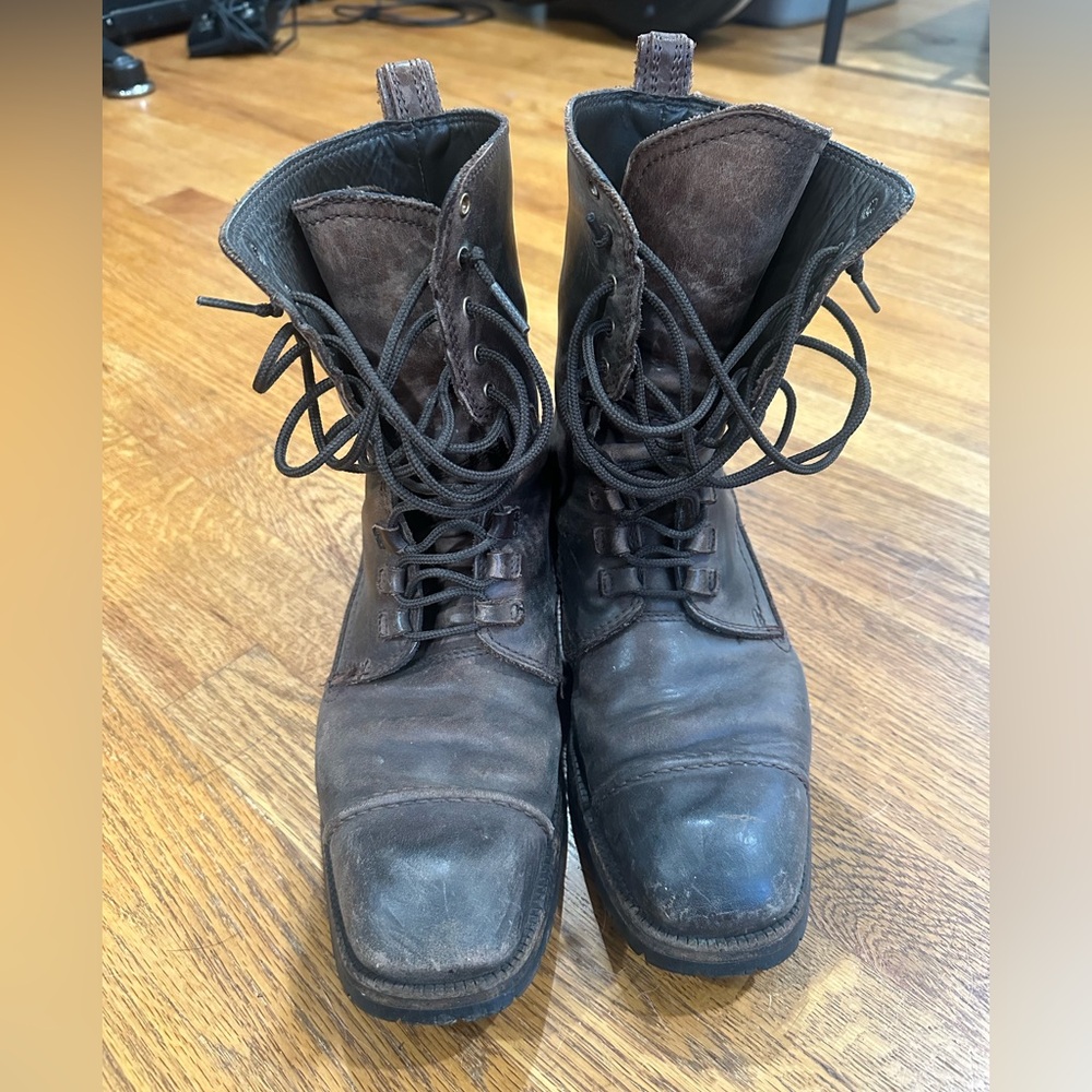 Dolce & Gabbana Dark Brown Leather Lace-Up Boots